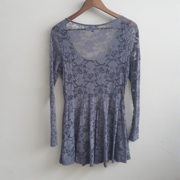 Aritzia Dilemma lace dress - Picture 2 of 4